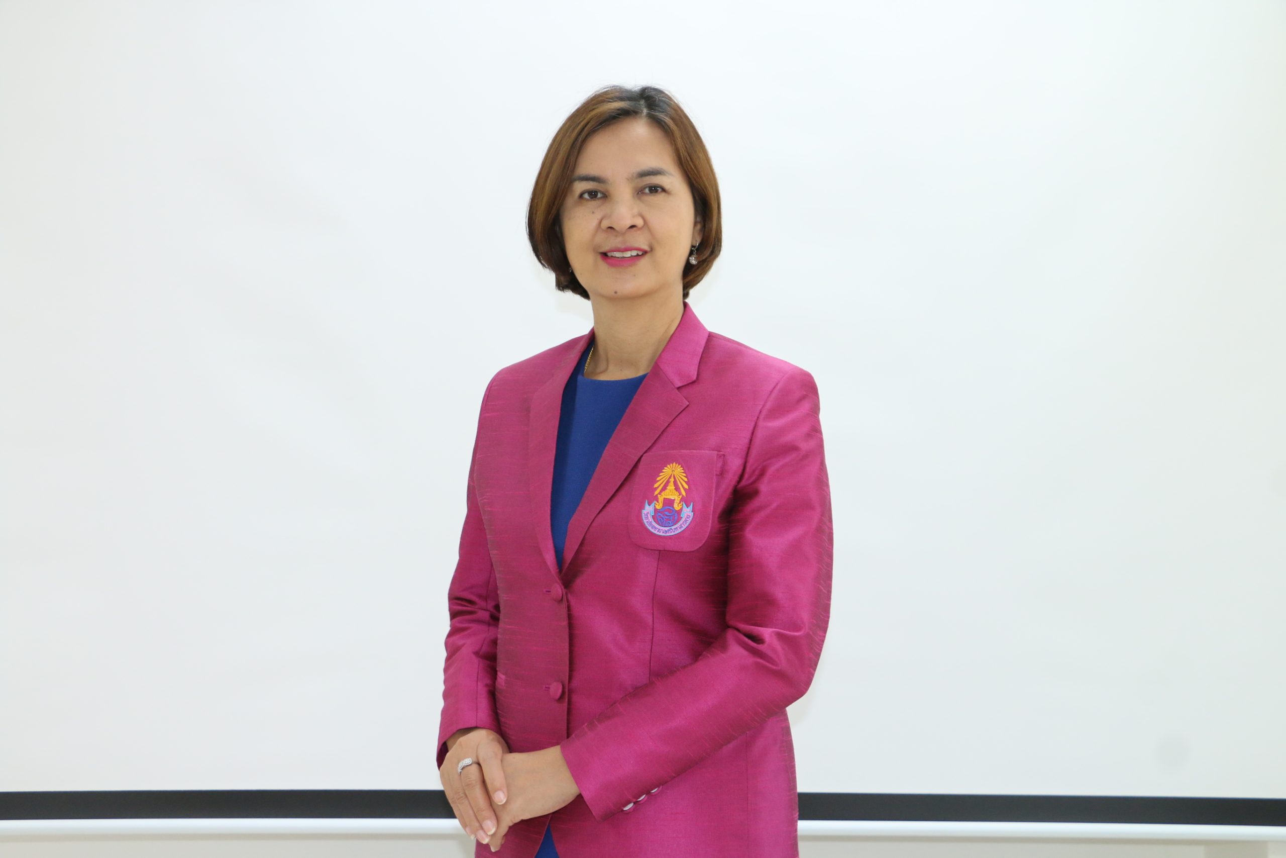 ขอแสดงความยินดีกับ อาจารย์ ดร. อัจฉรา มีนาสันติรักษ์ พร้อมคณะ ที่ผลงานวิจัยได้รับการตีพิมพ์ ในวารสารการพยาบาลและการศึกษา TCI กลุ่มที่ 1